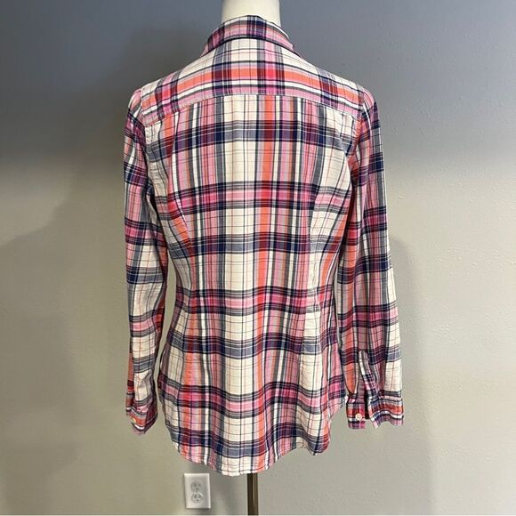 Old Navy button down long sleeve plaid tshirt - Picture 6 of 12